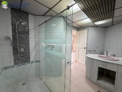 Apartamento en venta en Laureles, Medellín · foto 8 de 20