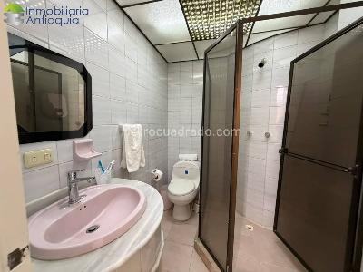 Apartamento en venta en Laureles, Medellín · foto 15 de 20