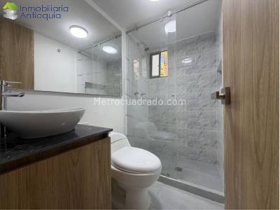 Apartamento en venta en El Poblado, Medellín · foto 8 de 13