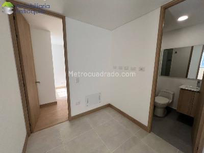 Apartamento de 2 alcobas en arriendo en Ciudad Del Rio, Medellín, 65 m² · foto 5 de 13