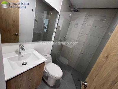 Apartamento de 2 alcobas en arriendo en Ciudad Del Rio, Medellín, 65 m² · foto 10 de 13