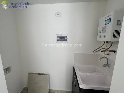 Apartamento de 2 alcobas en arriendo en Ciudad Del Rio, Medellín, 65 m² · foto 11 de 13