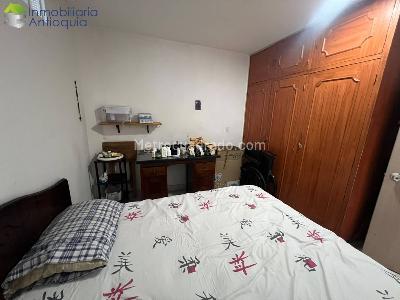 Casa de 3 alcobas en venta en Santa Lucia, Medellín, 132 m² · foto 4 de 12