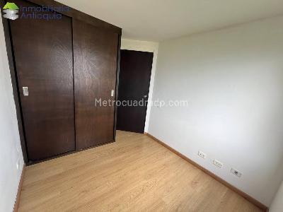 Apartamento en venta en Rodeo Alto, Medellín · foto 10 de 13