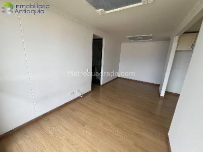 Apartamento en venta en Rodeo Alto, Medellín · foto 2 de 13