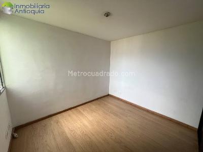 Apartamento en venta en Rodeo Alto, Medellín · foto 6 de 13