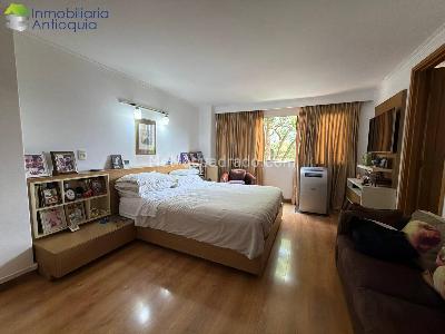 Apartamento en venta en El Poblado, Medellín · foto 14 de 19