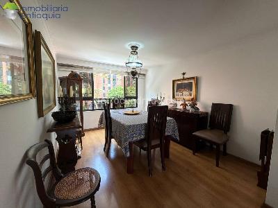 Apartamento en venta en El Poblado, Medellín · foto 3 de 19