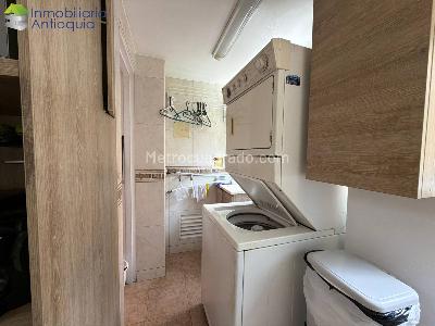 Apartamento en venta en El Poblado, Medellín · foto 8 de 19