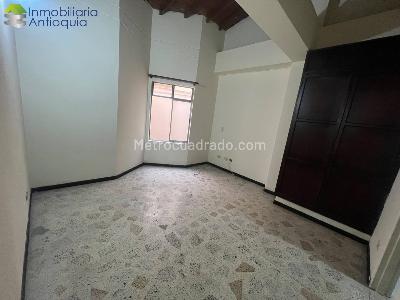 Apartamento de 2 alcobas en arriendo en Bombona, Medellín, 100 m² · foto 4 de 10