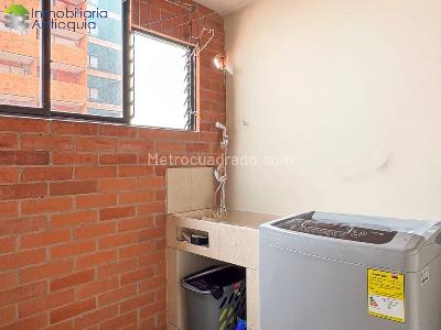Apartamento de 3 alcobas en venta en Laureles, Medellín, 120 m² · foto 18 de 20