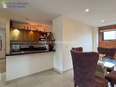 Apartamento de 3 alcobas en venta en Laureles, Medellín, 120 m² · foto 5 de 20
