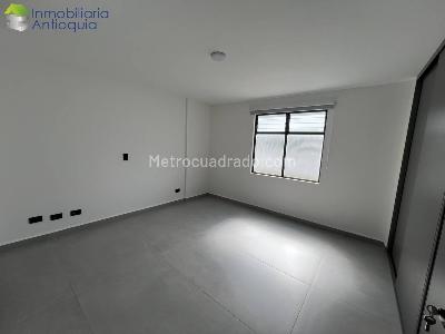 Apartamento de 3 alcobas en arriendo en Florida Nueva, Medellín, 146 m² · foto 10 de 15