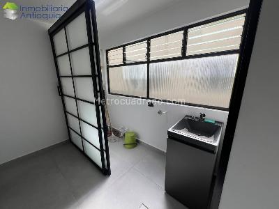 Apartamento de 3 alcobas en arriendo en Florida Nueva, Medellín, 146 m² · foto 15 de 15