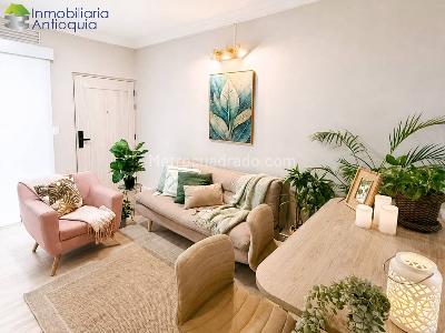 Casa en venta en Laureles, Medellín · foto 11 de 15