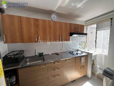 Apartamento en venta en Alpujarra, Medellín · foto 5 de 12