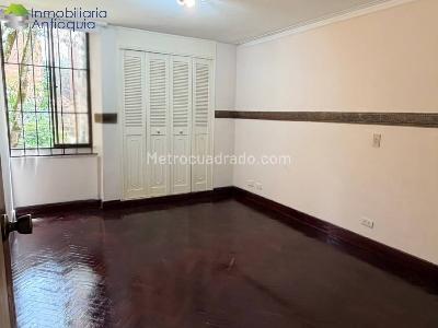 Apartamento de 4 alcobas en arriendo en Florida Nueva, Medellín, 112 m² · foto 13 de 17