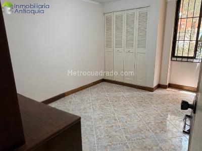 Apartamento de 4 alcobas en arriendo en Florida Nueva, Medellín, 112 m² · foto 15 de 17