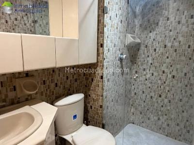 Apartamento de 4 alcobas en arriendo en Florida Nueva, Medellín, 112 m² · foto 5 de 17