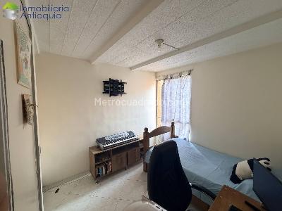 Apartamento de 3 alcobas en venta en Boston, Medellín, 80 m² · foto 12 de 18