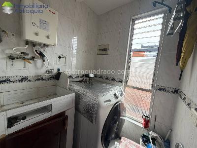 Apartamento de 3 alcobas en venta en Boston, Medellín, 80 m² · foto 18 de 18