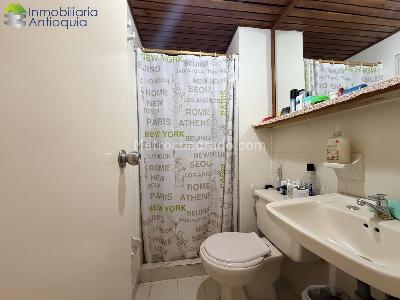 Apartamento de 3 alcobas en venta en Boston, Medellín, 80 m² · foto 7 de 18