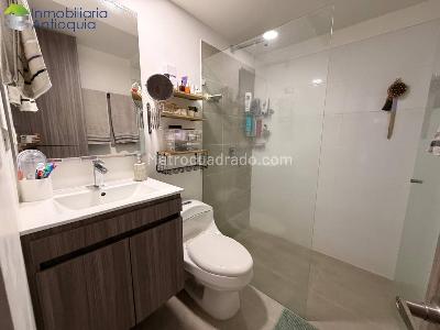 Apartamento de 2 alcobas en venta en Los Mangos, Envigado, 89 m² · foto 11 de 20