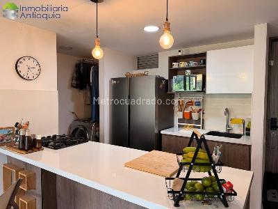 Apartamento de 2 alcobas en venta en Los Mangos, Envigado, 89 m² · foto 5 de 20