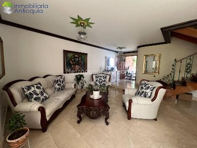 Casa de 5 alcobas en venta en El Poblado, Medellín, 300 m² · foto 14 de 20
