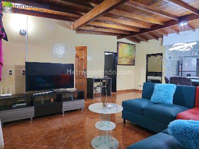 Apartamento de 3 alcobas en venta en Obelisco, Medellín, 10 m² · foto 1 de 10