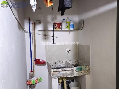 Apartamento de 3 alcobas en venta en Obelisco, Medellín, 10 m² · foto 4 de 10