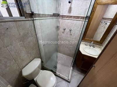 Casa de 4 alcobas en arriendo en El Danubio, Medellín, 100 m² · foto 10 de 11