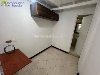 Casa de 4 alcobas en arriendo en El Danubio, Medellín, 100 m² · foto 4 de 11