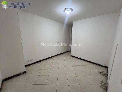 Casa de 4 alcobas en arriendo en El Danubio, Medellín, 100 m² · foto 6 de 11