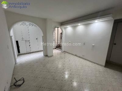 Casa de 4 alcobas en arriendo en El Danubio, Medellín, 100 m² · foto 9 de 11