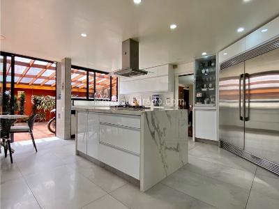 Casa en venta en San Jose De Bavaria, Bogotá · foto 12 de 20