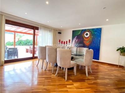 Casa de 4 alcobas en venta en San Jose De Bavaria, Bogotá, 300 m² · foto 3 de 20
