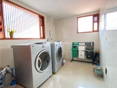 Casa de 4 alcobas en venta en San Jose De Bavaria, Bogotá, 300 m² · foto 9 de 20
