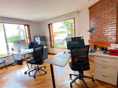 Casa de 4 alcobas en venta en San Jose De Bavaria, Bogotá, 300 m² · foto 10 de 20
