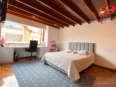Casa de 4 alcobas en venta en San Jose De Bavaria, Bogotá, 300 m² · foto 17 de 20