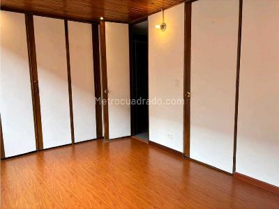 Casa de 4 alcobas en venta en Chico Navarra, Bogotá, 186 m² · foto 18 de 20