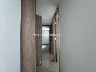 Apartamento en arriendo en Ciudad Mallorquin, Barranquilla · foto 3 de 8