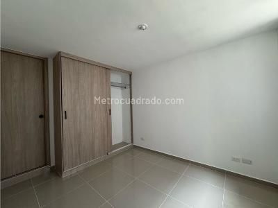Apartamento en arriendo en Ciudad Mallorquin, Barranquilla · foto 7 de 8