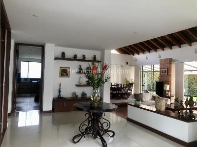 Casa de 4 alcobas en venta en Variante Chia Cota, Chía, 445 m² · foto 4 de 20