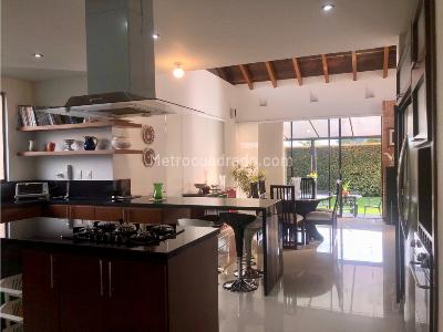 Casa de 4 alcobas en venta en Variante Chia Cota, Chía, 445 m² · foto 9 de 20