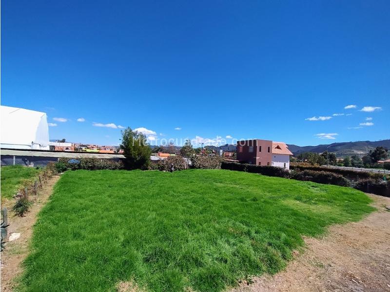 Lote en Venta, Calahorra, Cajicá - Más