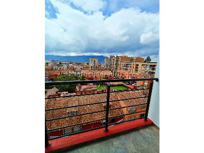 Apartamento de 3 alcobas en venta en Avenida Pradilla, Chía, 77 m² · foto 2 de 20