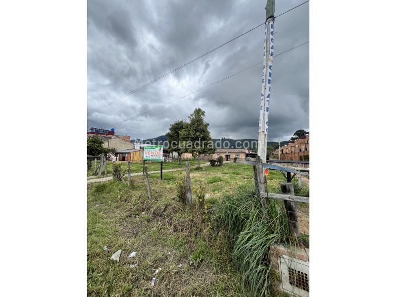 Lote en Venta, Av Chilacos, Chía - Más