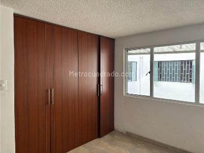 Casa en venta en Engativa, Bogotá · foto 10 de 15