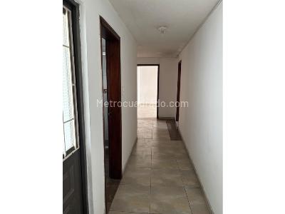 Casa en venta en Engativa, Bogotá · foto 11 de 15